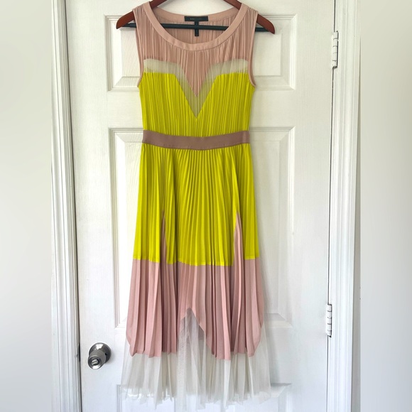 SOLD BCBG Dress Size 2 - Picture 3 of 11